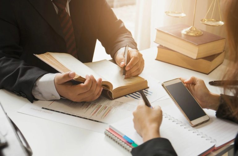 Юридическая консультация при покупке квартиры: важные нюансы