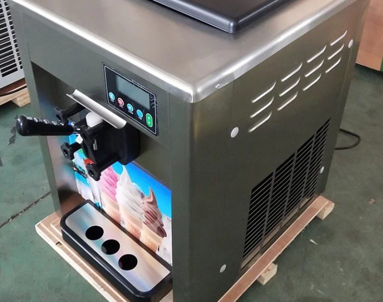 Настольный или напольный фризер: какой выбрать для кафе и ресторанов