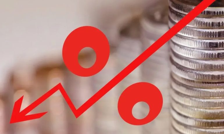 Снижение депозитных ставок подталкивает россиян к инвестициям в недвижимость